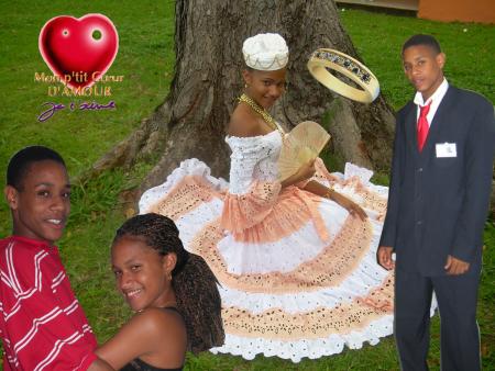 [Lolo and me] ==> { nOus }